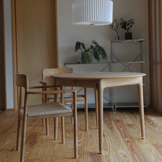 JULIE Round Extension Table