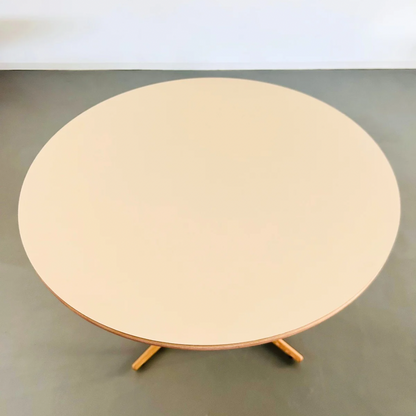 Circle -Oak-