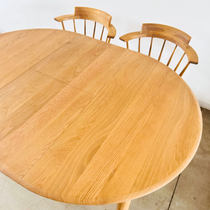 JULIE Round Extension Table