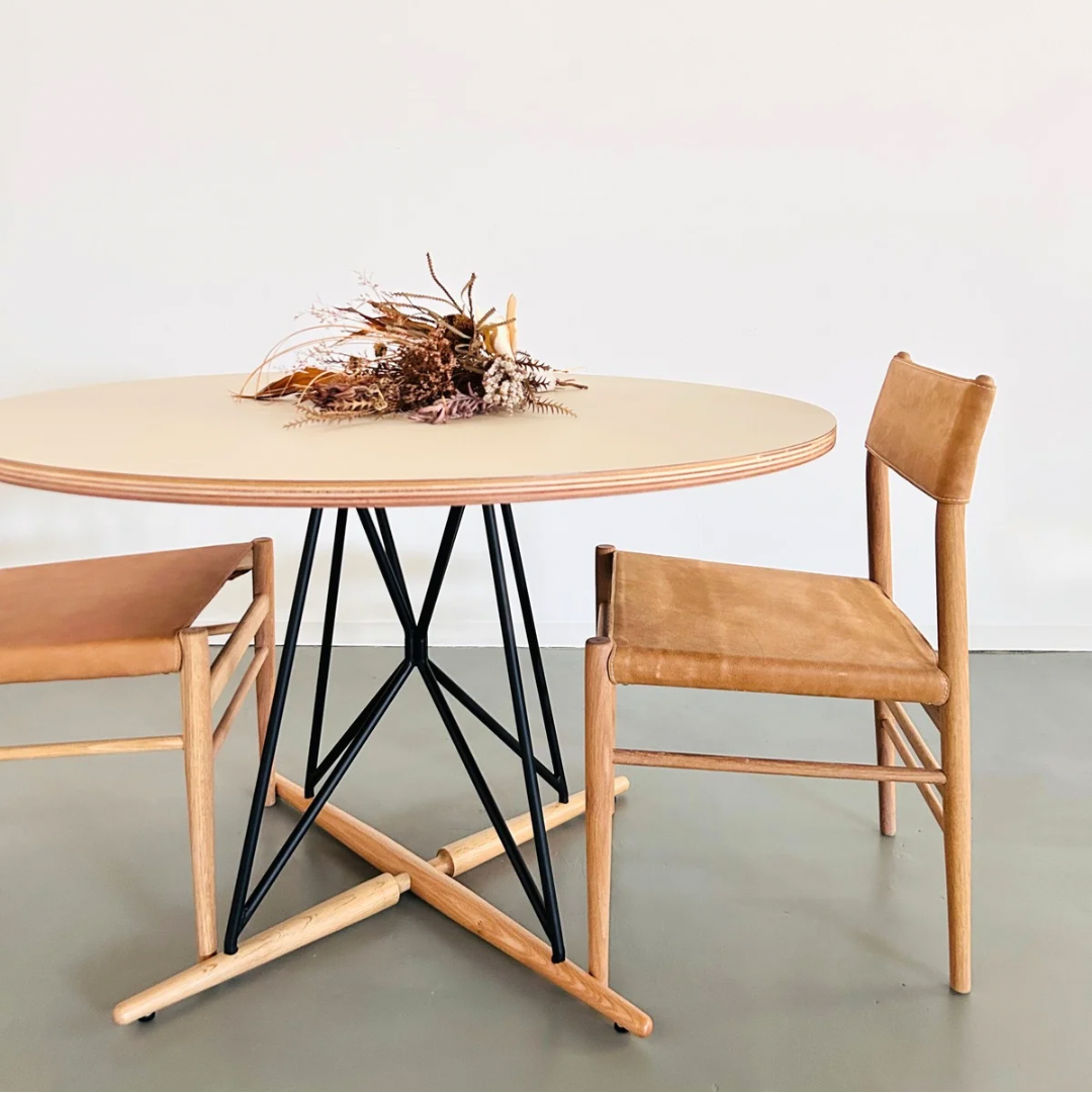 Circle -Oak-