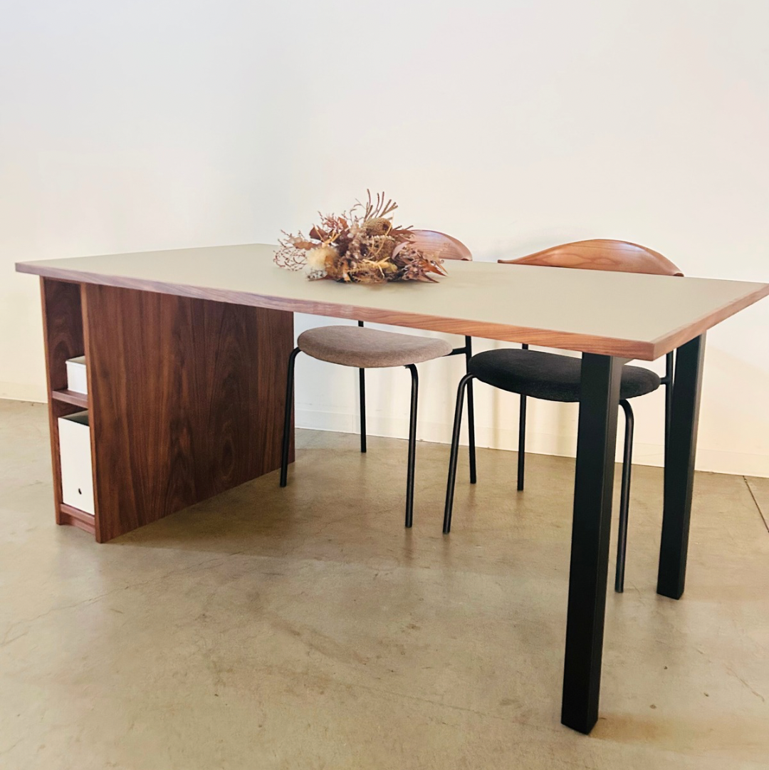 Sun -Brown-