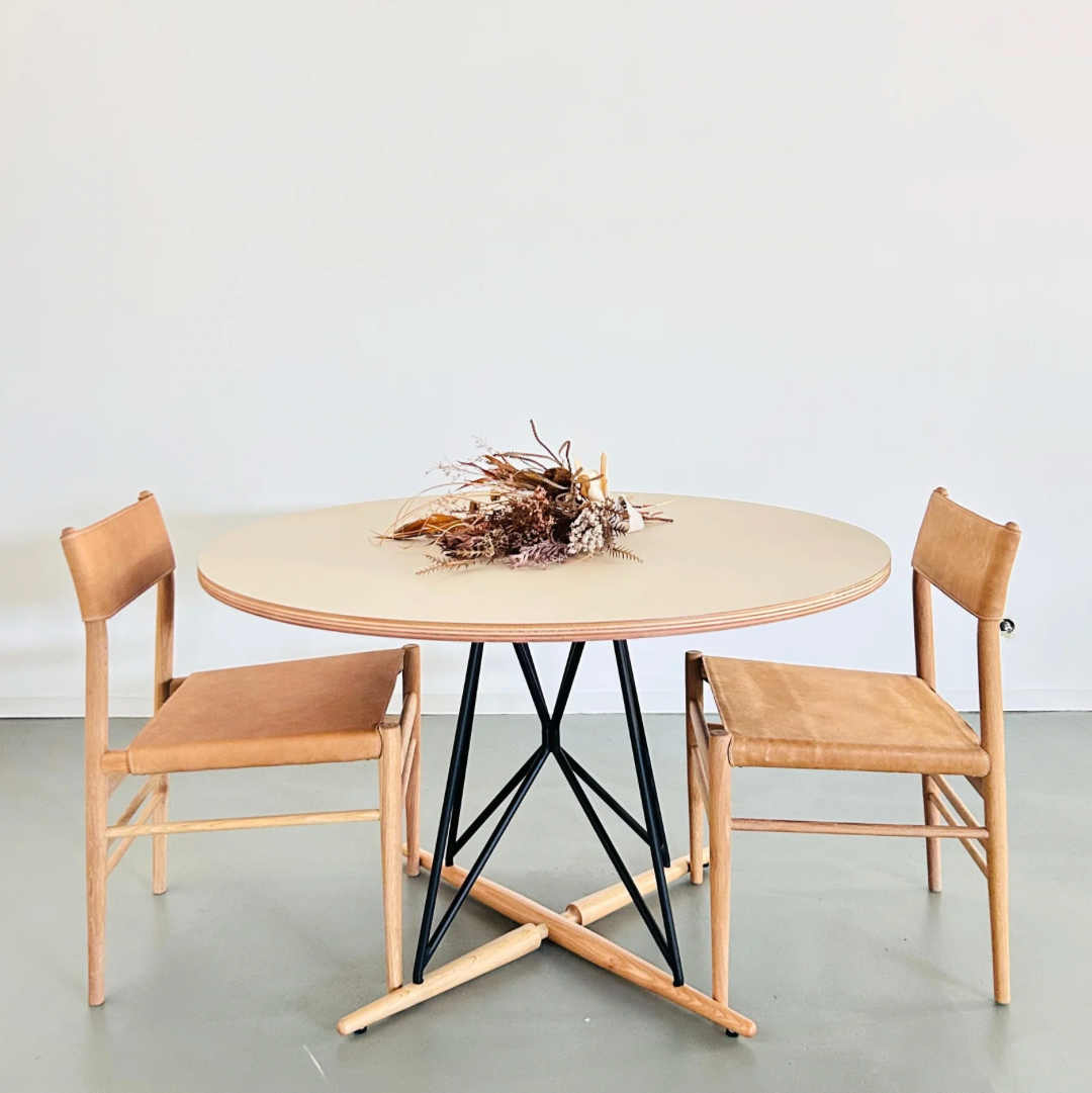 Circle -Oak-