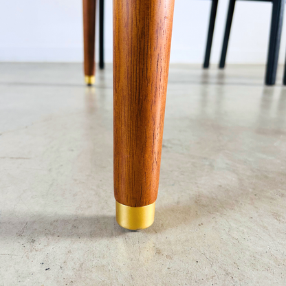 JULIE Round Extension Table