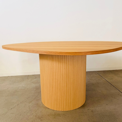 Curve  -Oak-