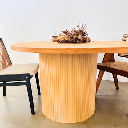 Curve  -Oak-