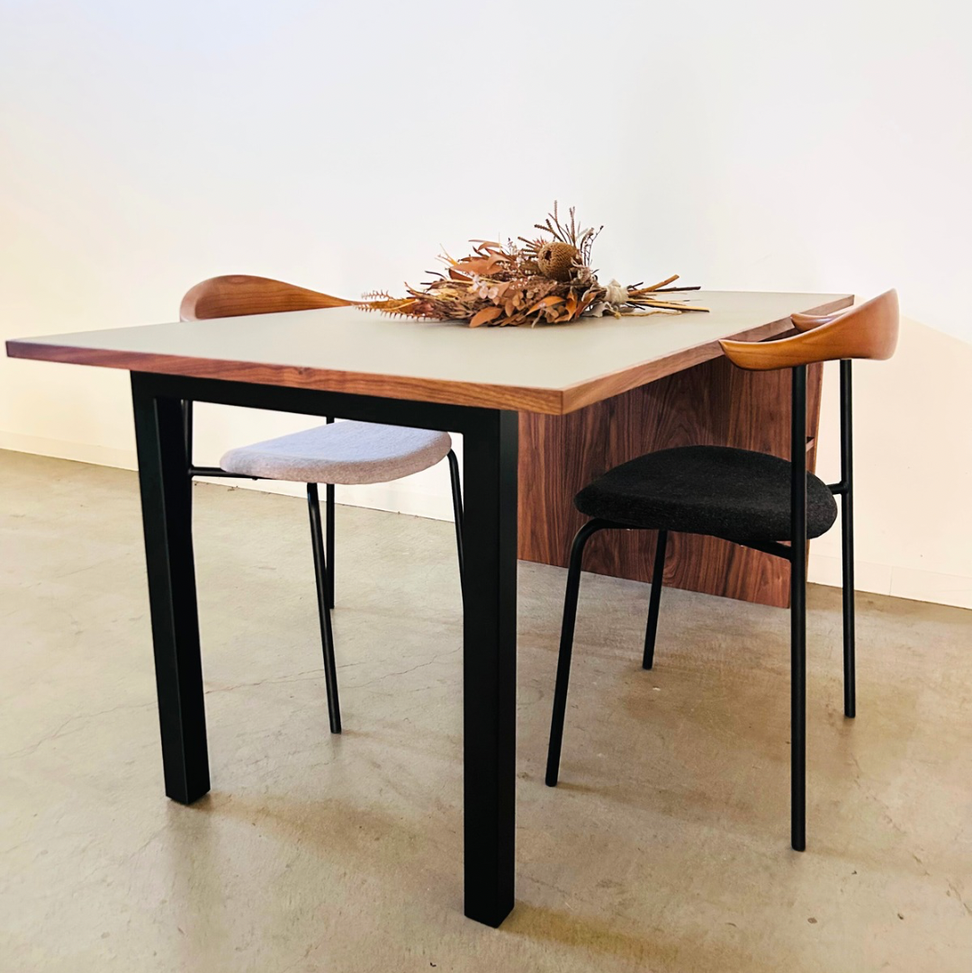Sun -Brown-