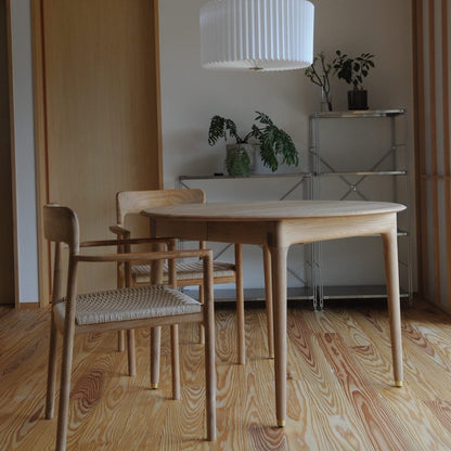 JULIE Round Extension Table