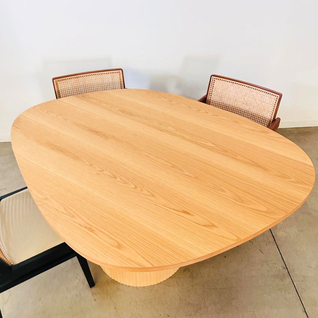 Curve  -Oak-