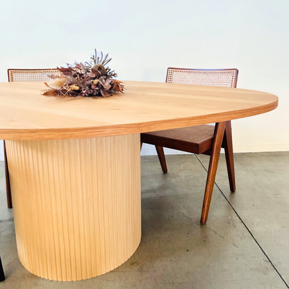 Curve  -Oak-