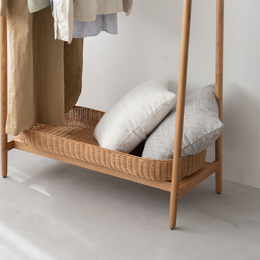 Latan Hanger Rack