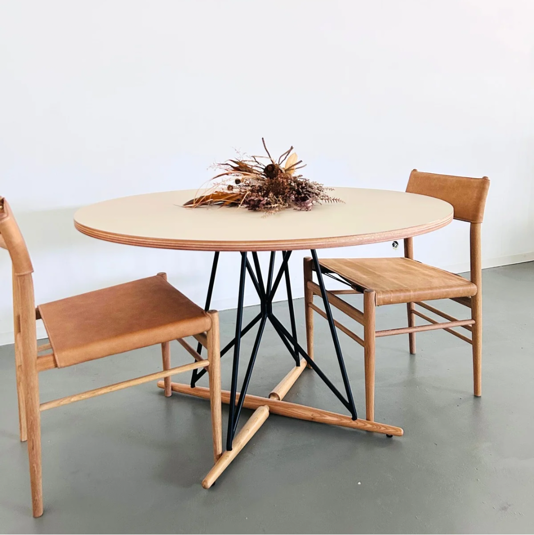 Circle -Oak-