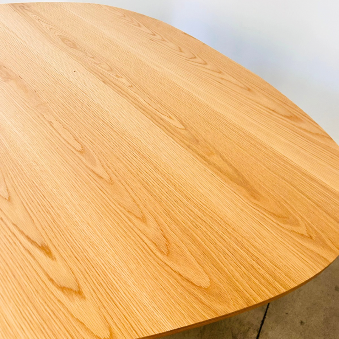 Curve(カーブ)ダイニングテーブル/Oak-frame – frame Curve(カーブ)ダイニングテーブル/Oak-frame – frame