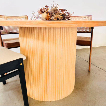 Curve  -Oak-
