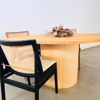 Curve  -Oak-