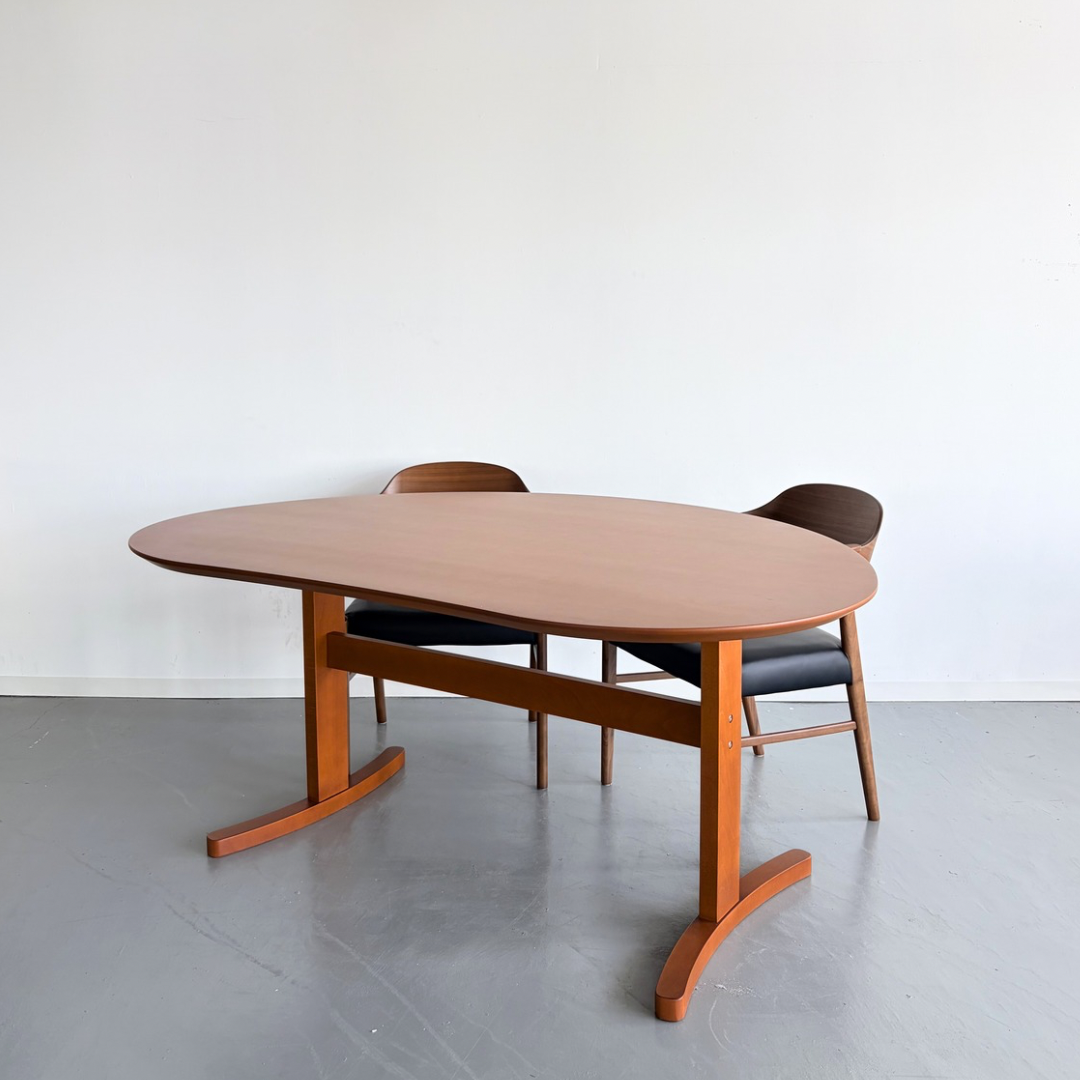 Curaved Round Table  -Hinata-