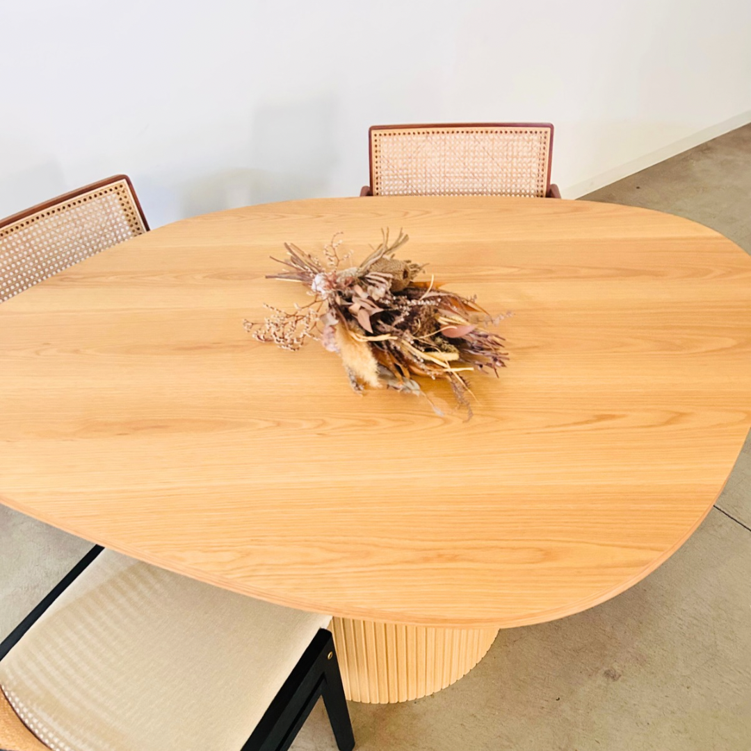 Curve  -Oak-