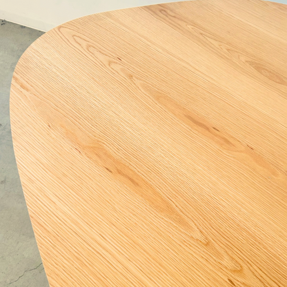 Curve  -Oak-