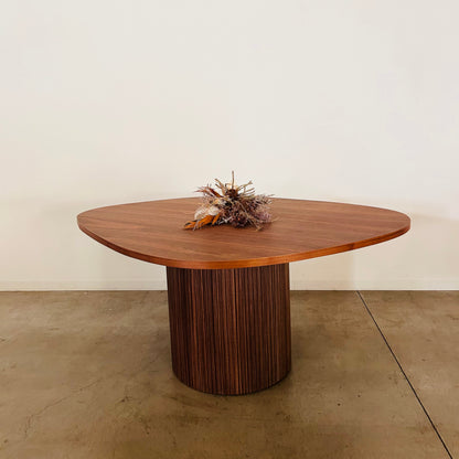 Curve  -Walnut-　