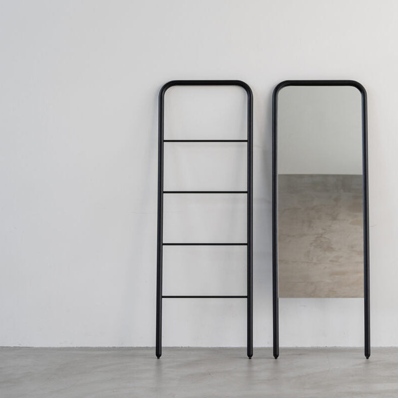 Round Mirror